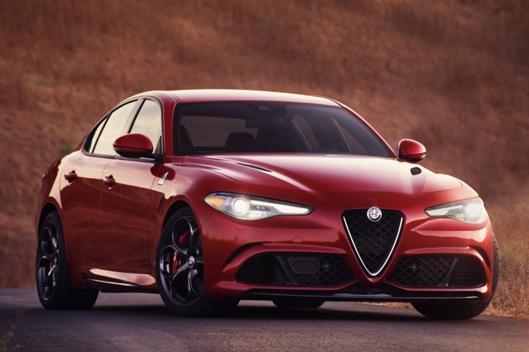 2017 Alfa Romeo Giulia Quadrifoglio Picture