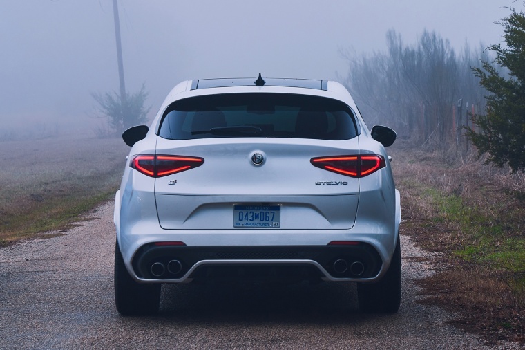 2018 Alfa Romeo Stelvio Quadrifoglio AWD Picture