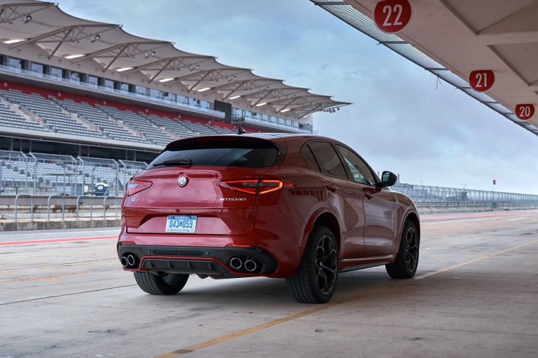 2020 Alfa Romeo Stelvio Quadrifoglio AWD Picture