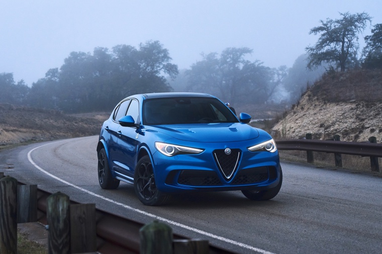 2020 Alfa Romeo Stelvio Quadrifoglio AWD Picture