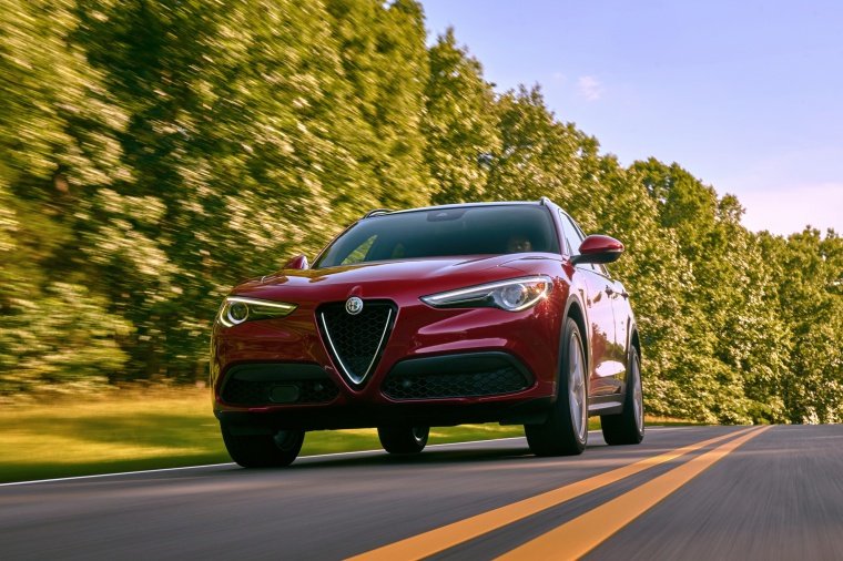 2020 Alfa Romeo Stelvio Ti Sport AWD Picture