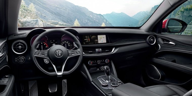 2020 Alfa Romeo Stelvio Ti Lusso AWD Cockpit Picture