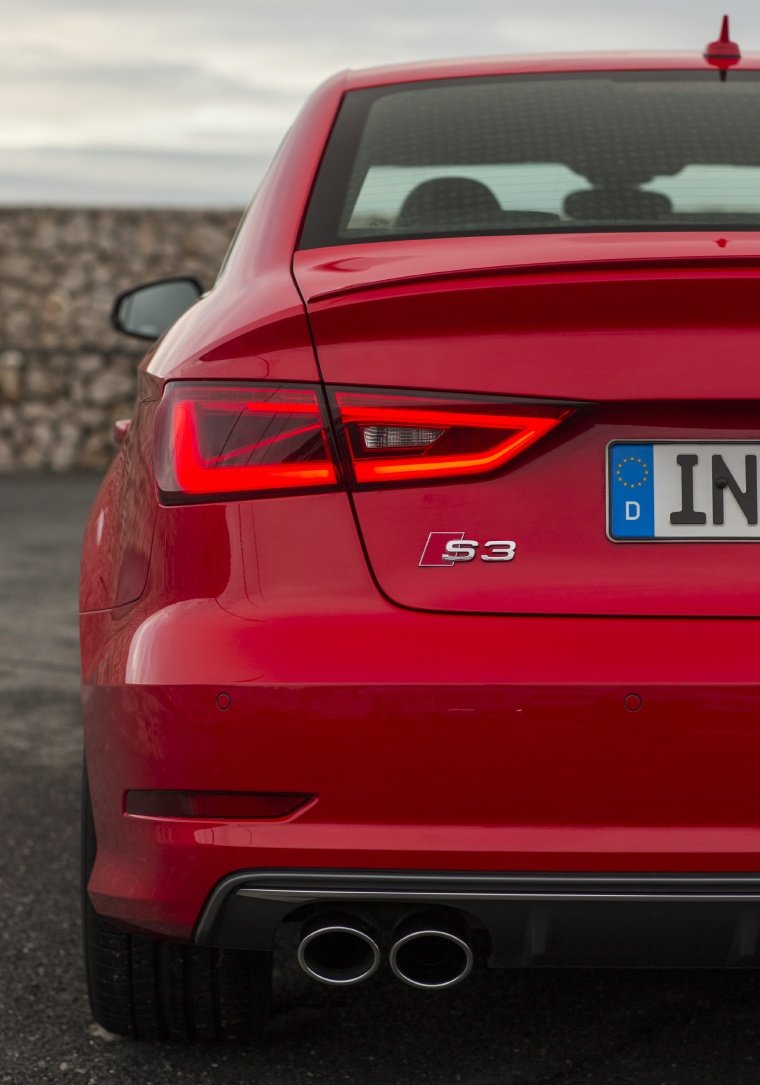 2015 Audi S3 Sedan Tail Light Picture