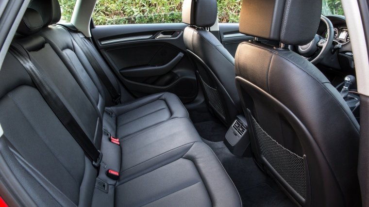 2016 Audi A3 Sportback e-tron Rear Seats Picture