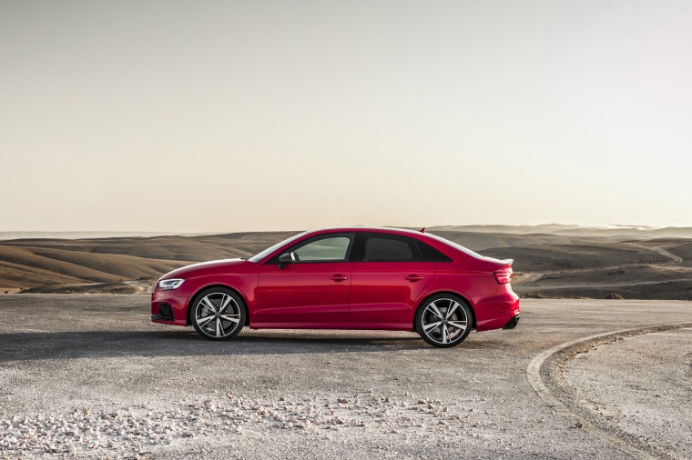 2018 Audi RS3 Sedan Picture