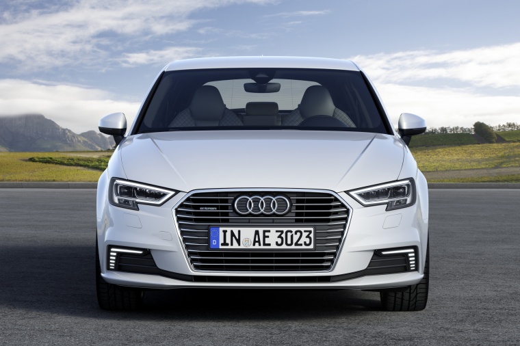 2018 Audi A3 Sportback e-tron Picture