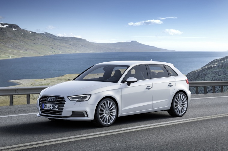 2018 Audi A3 Sportback e-tron Picture