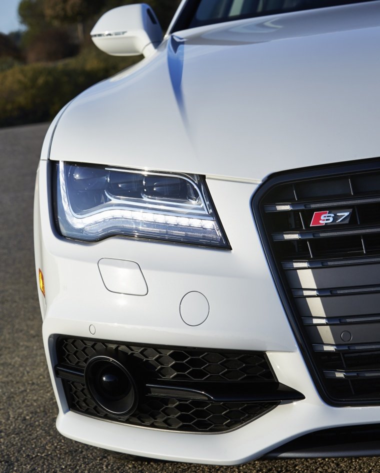 2014 Audi S7 Sportback 4.0T Prestige Headlight Picture