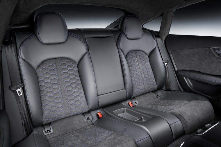 2017 Audi RS7 Sportback Rear Seats Picture