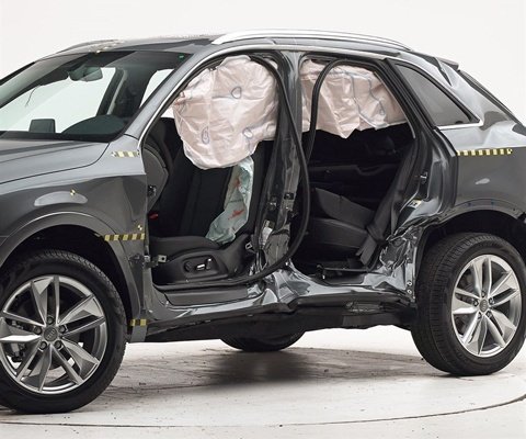 2015 Audi Q3 IIHS Side Impact Crash Test Picture