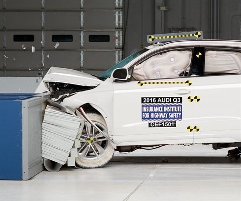2017 Audi Q3 IIHS Frontal Impact Crash Test Picture