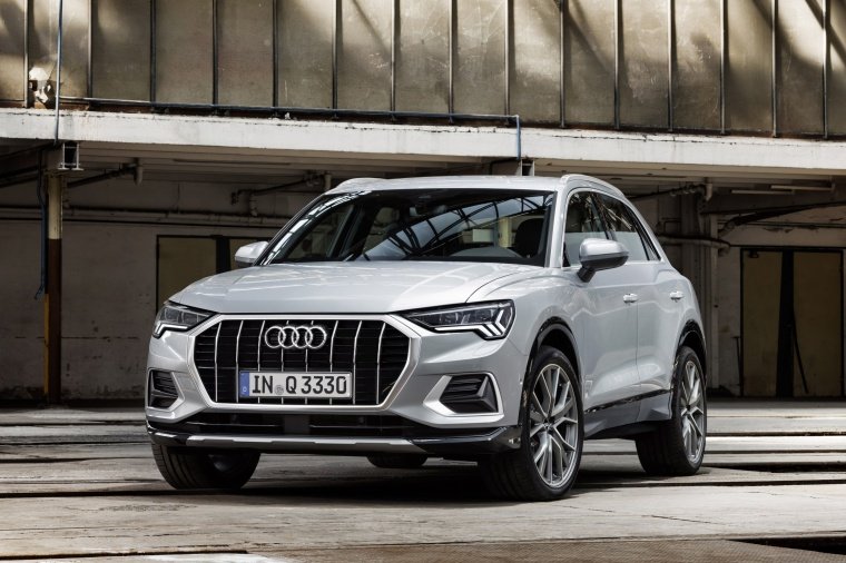 2019 Audi Q3 45 quattro Picture