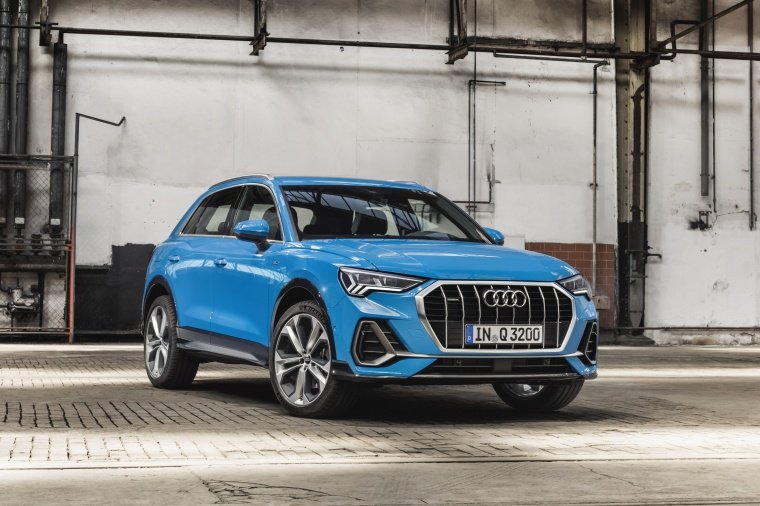 2019 Audi Q3 45 quattro Picture