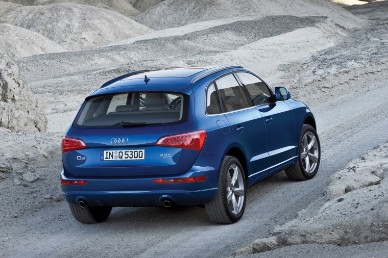 2011 Audi Q5 3.2 Quattro Picture