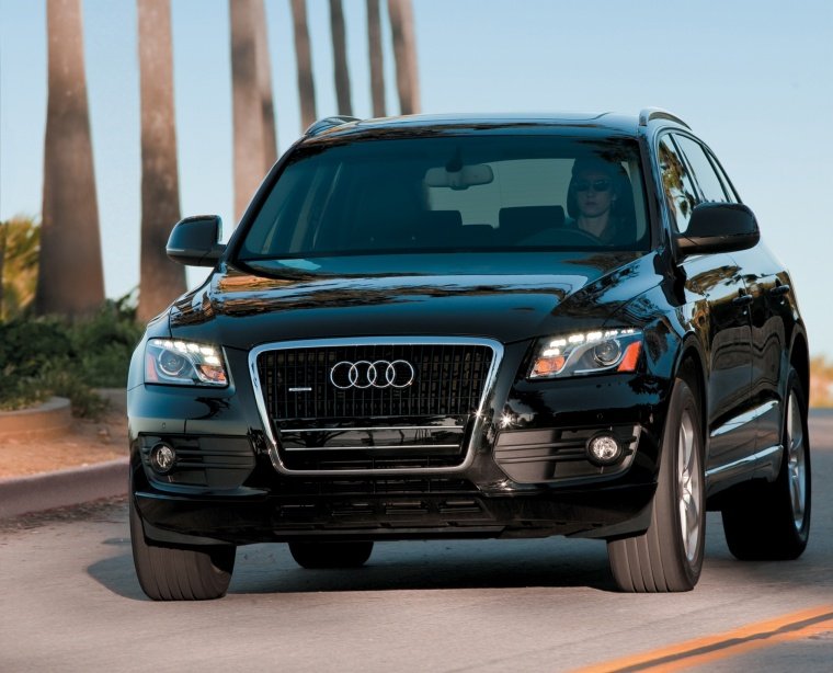 2012 Audi Q5 3.2 Quattro Picture