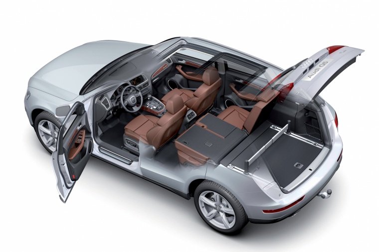 2012 Audi Q5 3.2 Quattro Interior Picture