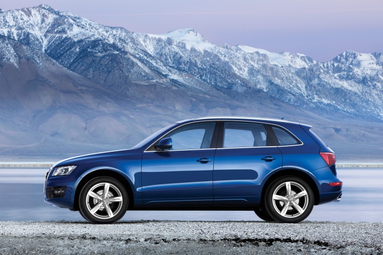 2012 Audi Q5 3.2 Quattro Picture