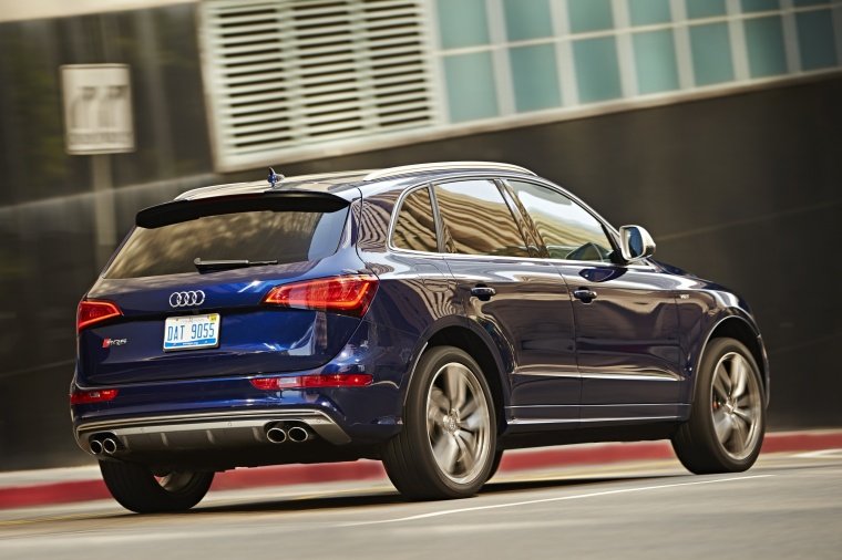 2015 Audi SQ5 Quattro Picture