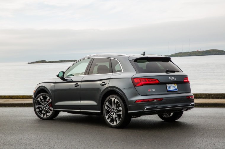 2019 Audi SQ5 quattro Picture