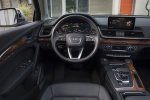 Picture of 2019 Audi Q5 quattro Cockpit