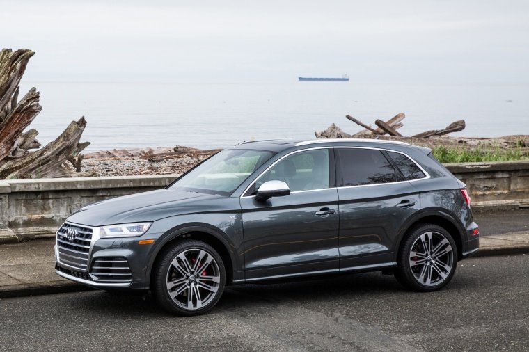 2020 Audi SQ5 quattro Picture