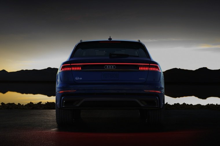 2019 Audi Q8 Premium 55 TFSI quattro Picture