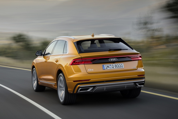 2019 Audi Q8 Premium 55 TFSI quattro Picture