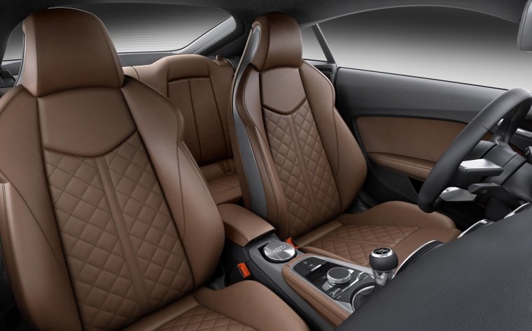 2016 Audi TT Coupe Front Seats Picture