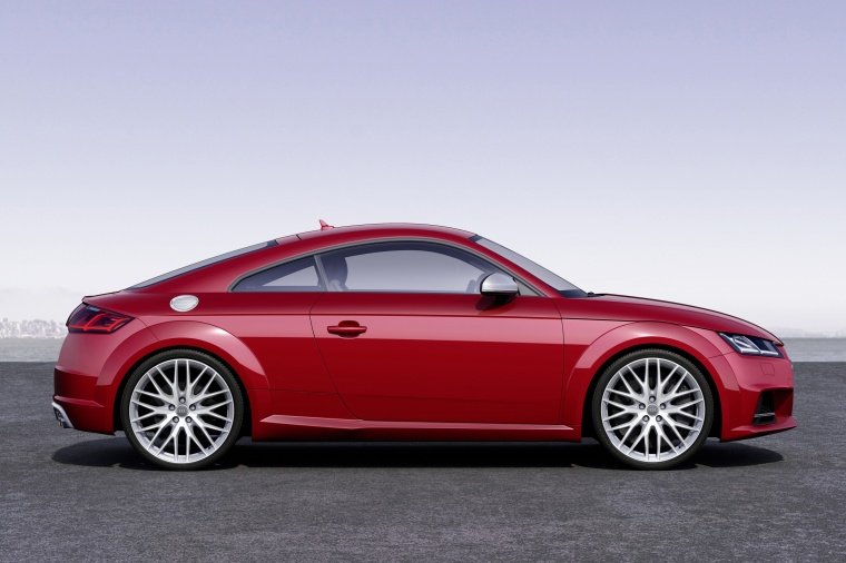 2016 Audi TTS Coupe Picture