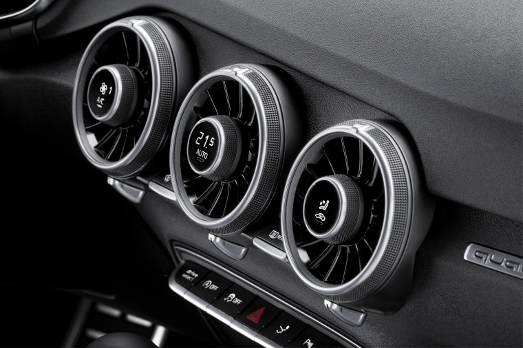 2016 Audi TTS Coupe Center Stack Picture