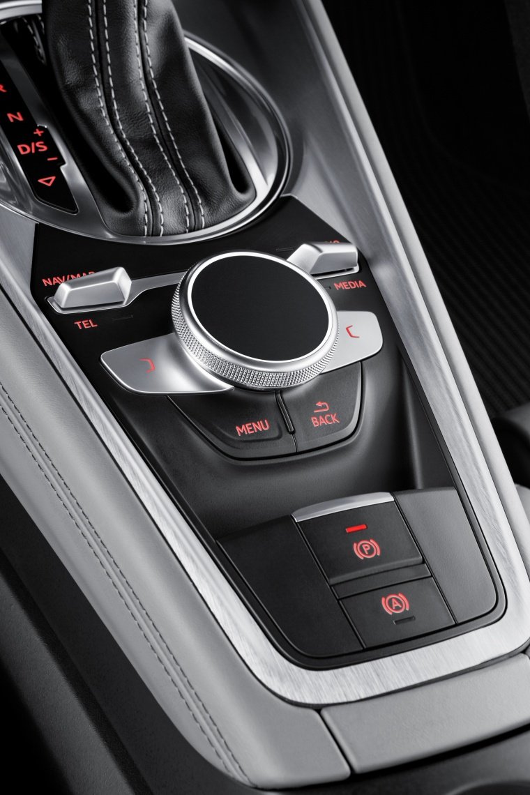2016 Audi TTS Coupe Center Console Picture