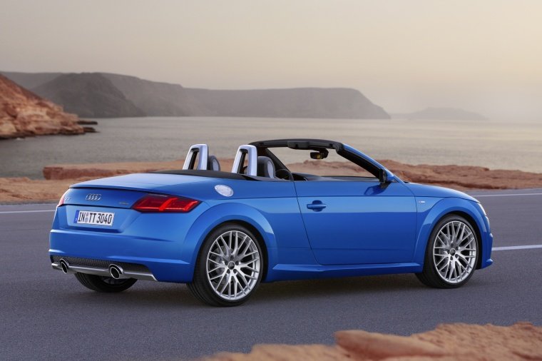 2016 Audi TT Roadster Picture