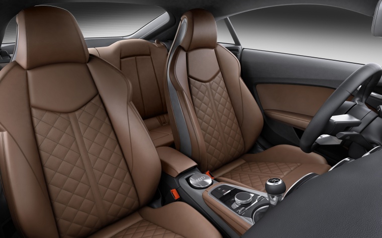 2017 Audi TT Coupe Front Seats Picture