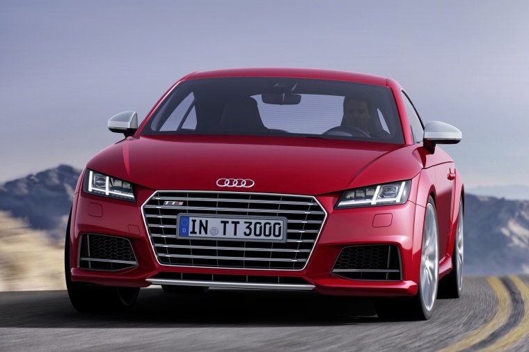 2017 Audi TTS Coupe Picture