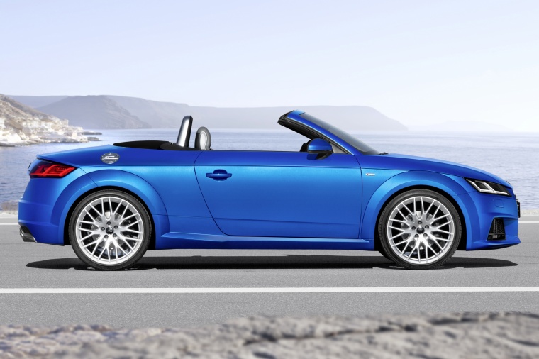 2017 Audi TT Roadster Picture