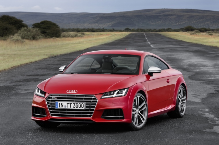 2018 Audi TTS Coupe Picture