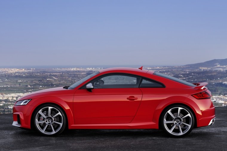 2018 Audi TT RS Coupe Picture