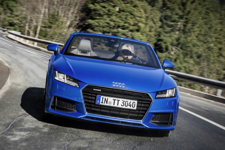 2018 Audi TT Roadster Picture