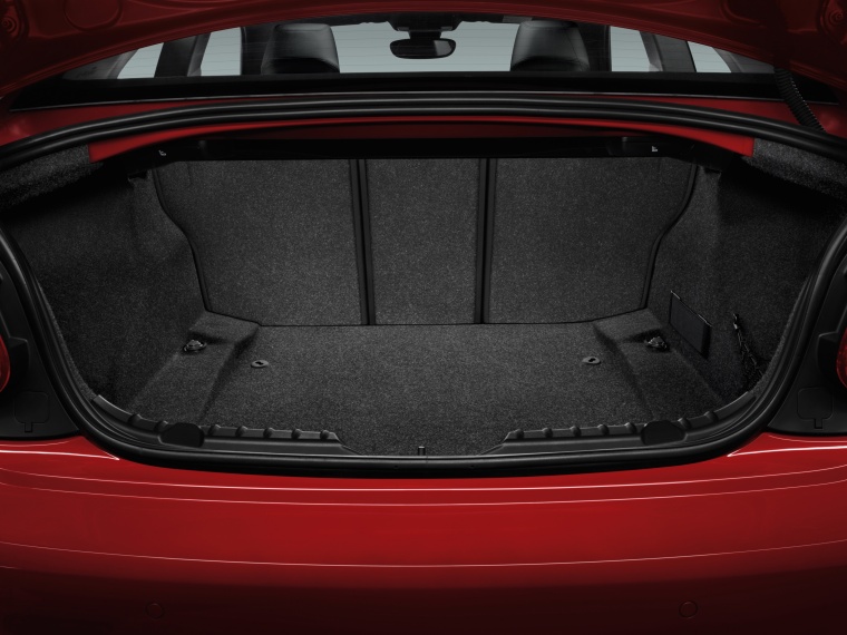 2014 BMW M235i Trunk Picture