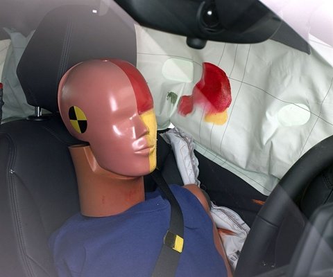 2014 BMW 2-Series IIHS Side Impact Crash Test Picture