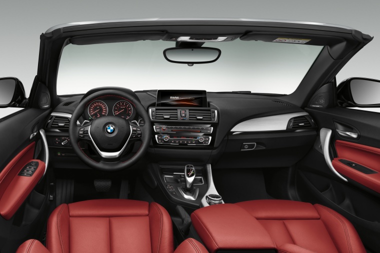 2015 BMW 228i Convertible Cockpit Picture