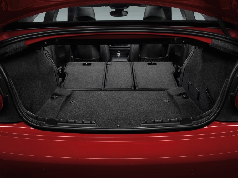 2016 BMW M235i Coupe Trunk Picture