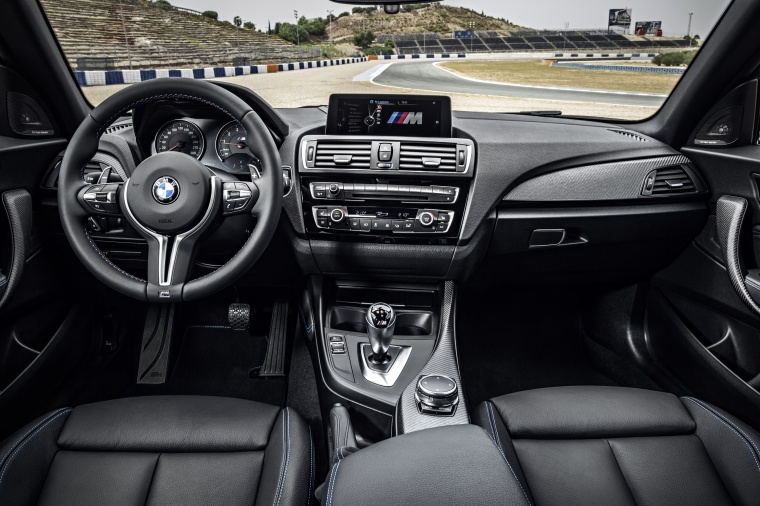 2016 BMW M2 Coupe Cockpit Picture
