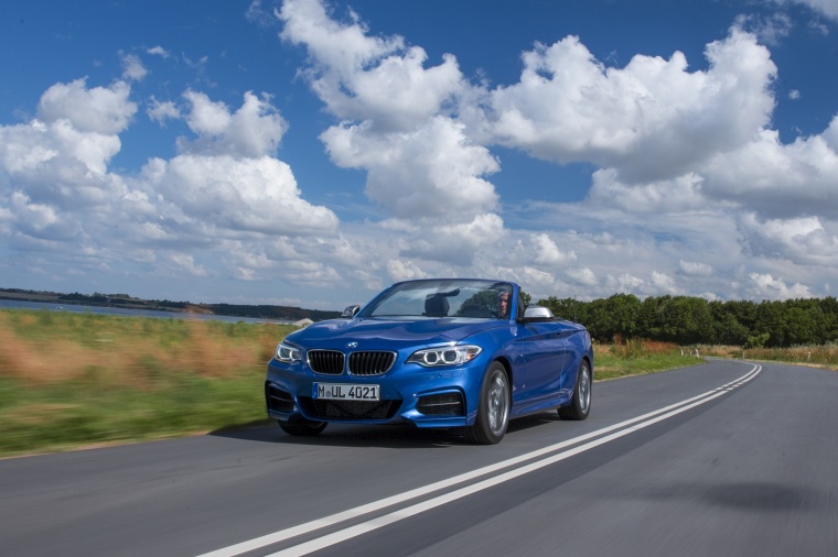 2016 BMW M235i Convertible Picture