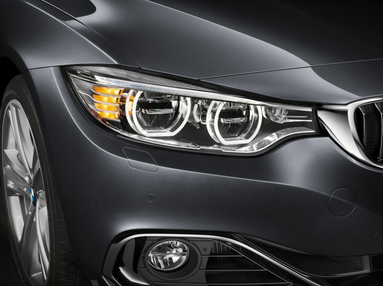 2014 BMW 435i Coupe Headlight Picture