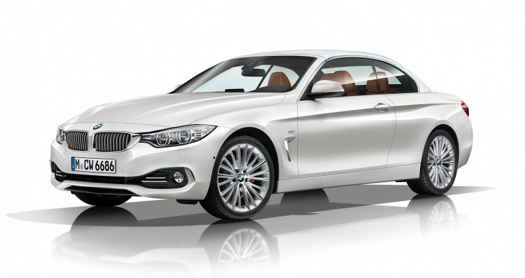 2014 BMW 428i Convertible with top closed Picture