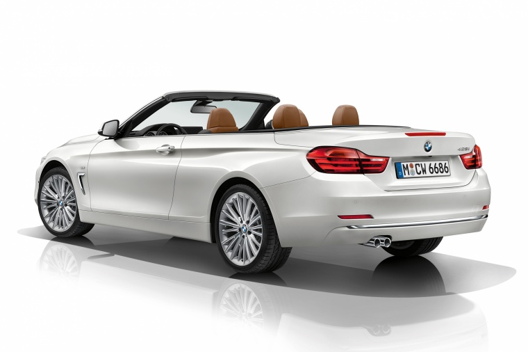 2015 BMW 428i Convertible with open top Picture