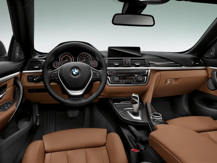 2015 BMW 428i Convertible Cockpit Picture