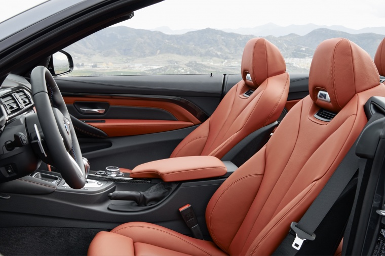 2015 BMW M4 Convertible Front Seats Picture