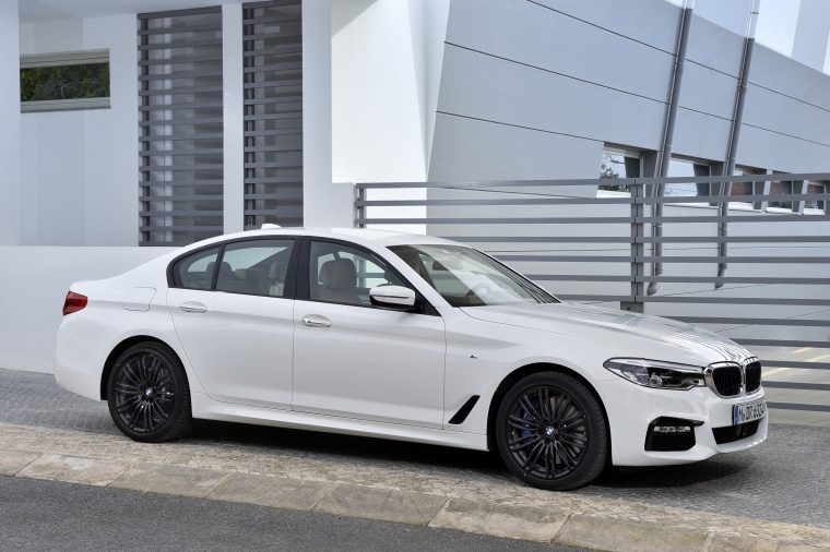 2018 BMW 540i Sedan Picture